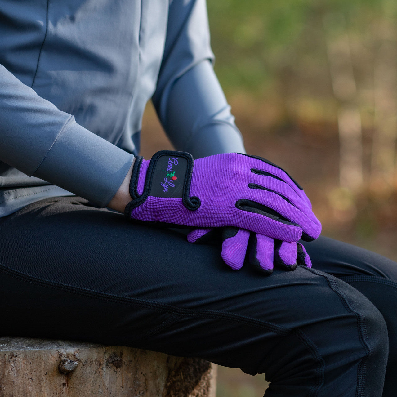 Anni Lyn Sportswear Kid's Competitor Glove - Violet Lifestyle