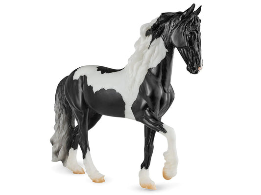 Breyer Horses - Battlefield Angle HP - Main